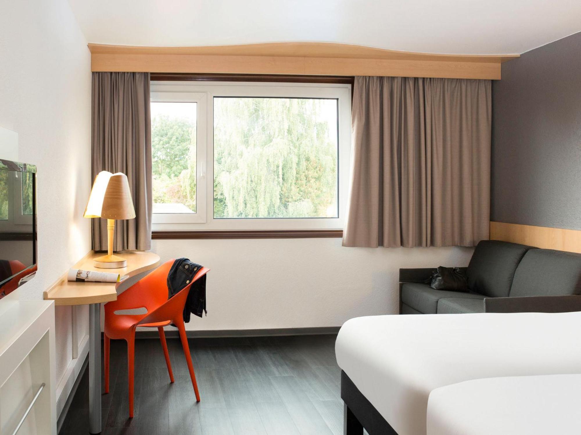 Ibis 3 Lacs Neuchatel Thielle Exteriör bild