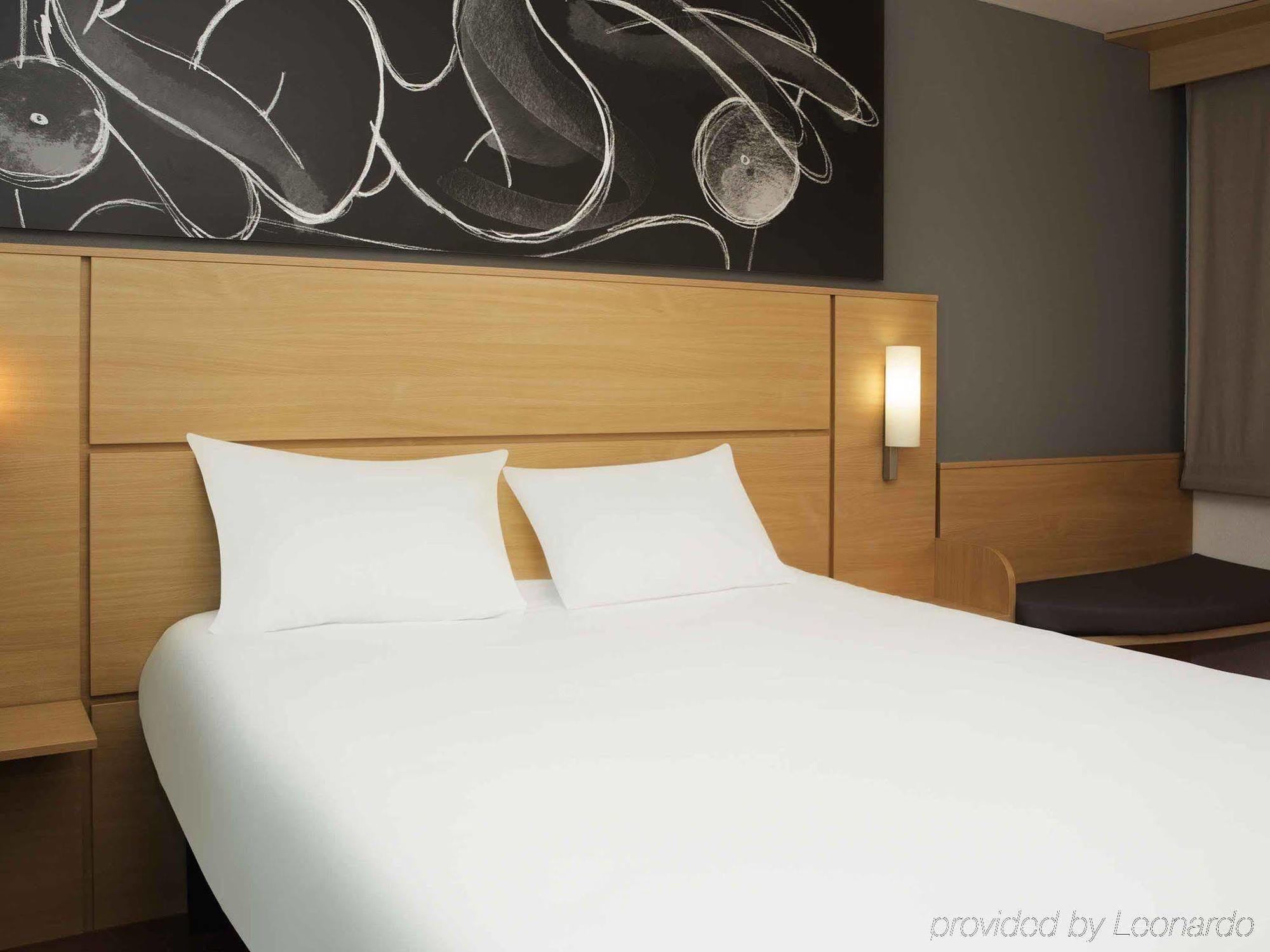 Ibis 3 Lacs Neuchatel Thielle Exteriör bild